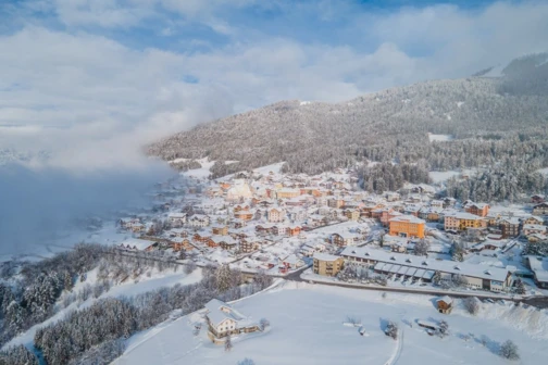 HOTEL FOUR SEASONS ***