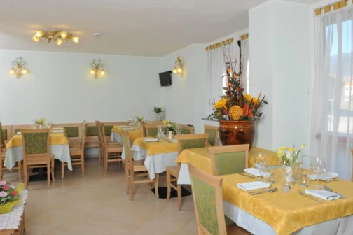 Hotel MONCLASSICO ***