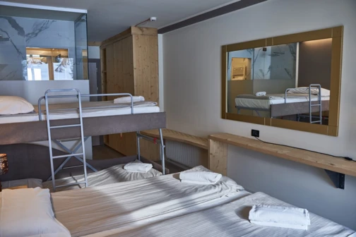 Hotel PIANDINEVE ****