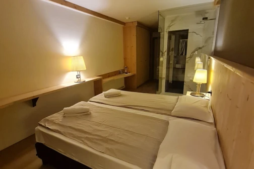 Hotel PIANDINEVE ****