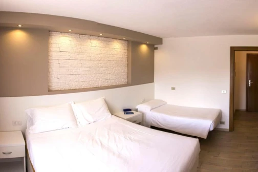 VILLAGGIO NEVADA ***