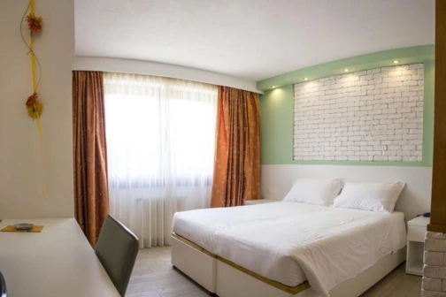 VILLAGGIO NEVADA ***