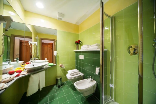 VILLAGGIO NEVADA ***